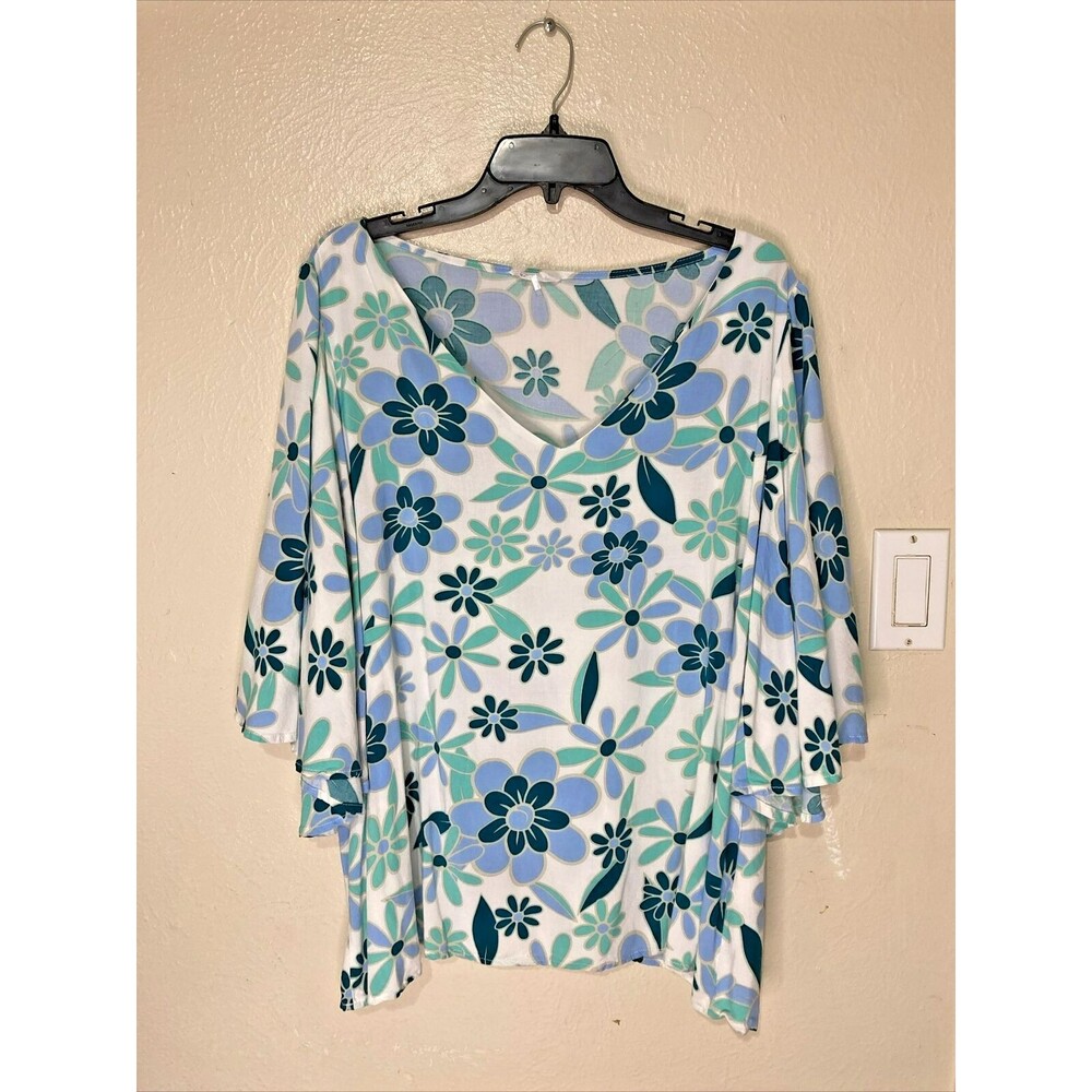 Emily Wonder 3x Blouse White W Blue Flowers Short Angle Sleeves   #25